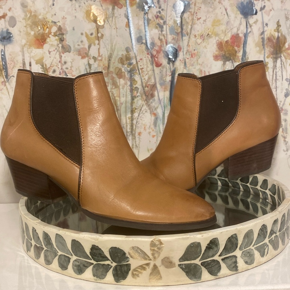 Franko Sarto Leather Tan Leather Ankle Boot Booties Size 7
